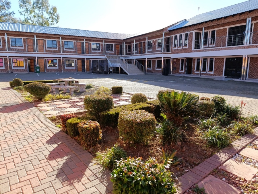 1 Bedroom Property for Sale in Lakeview Free State